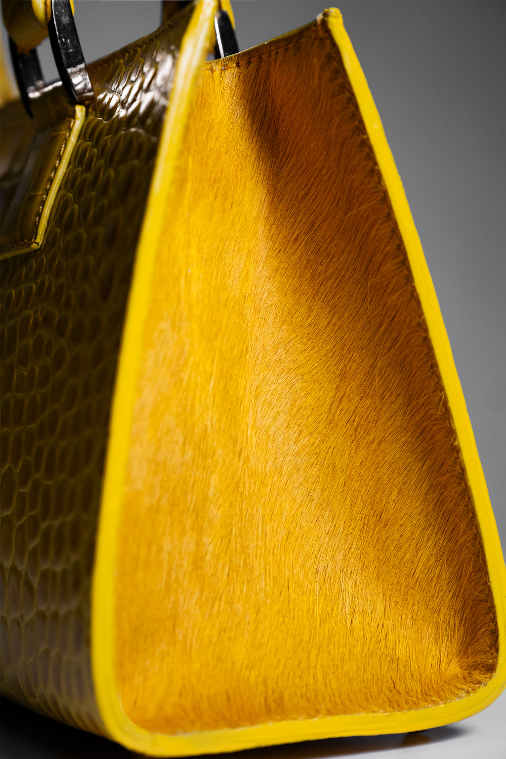 Eva Yellow