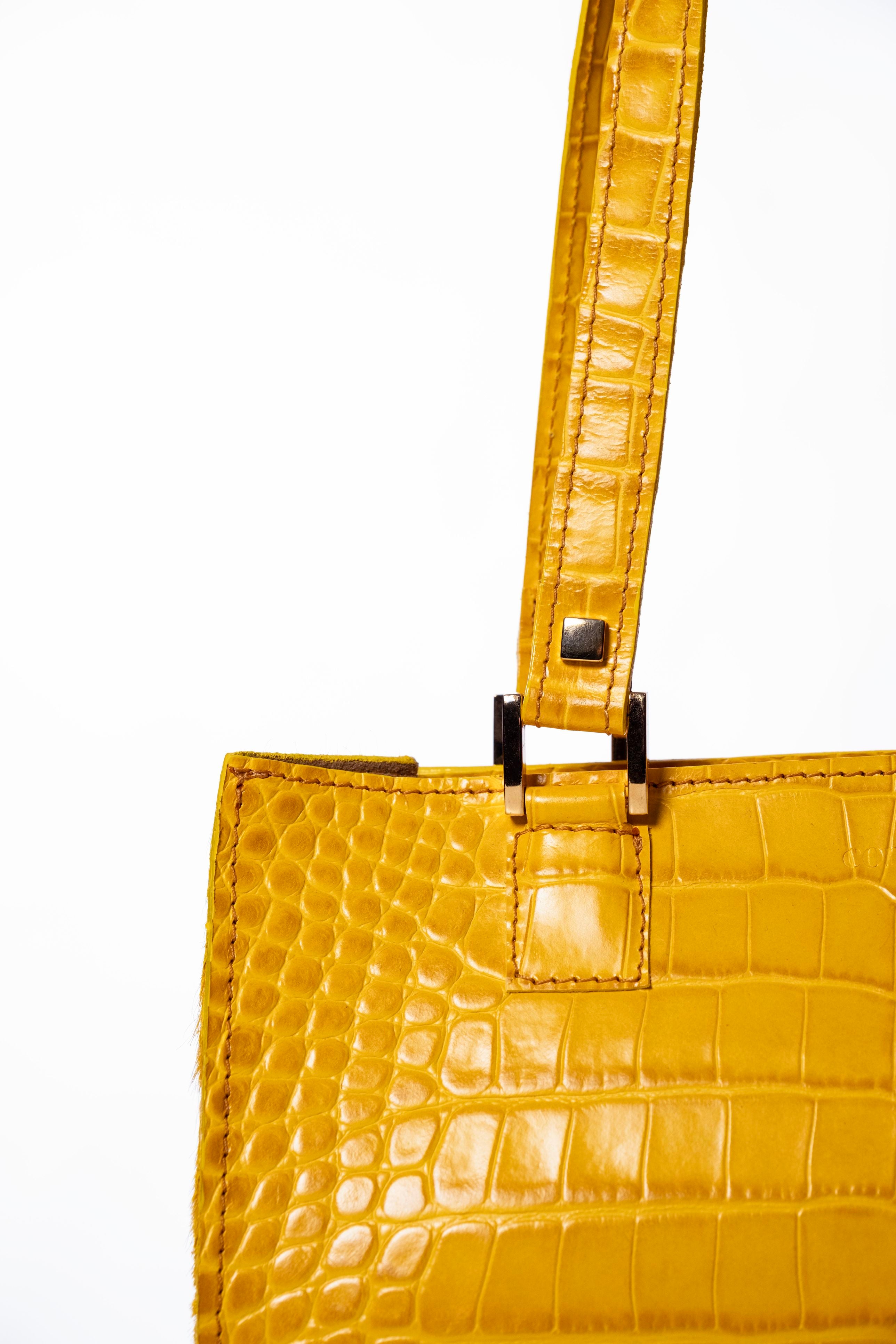 Eva Yellow
