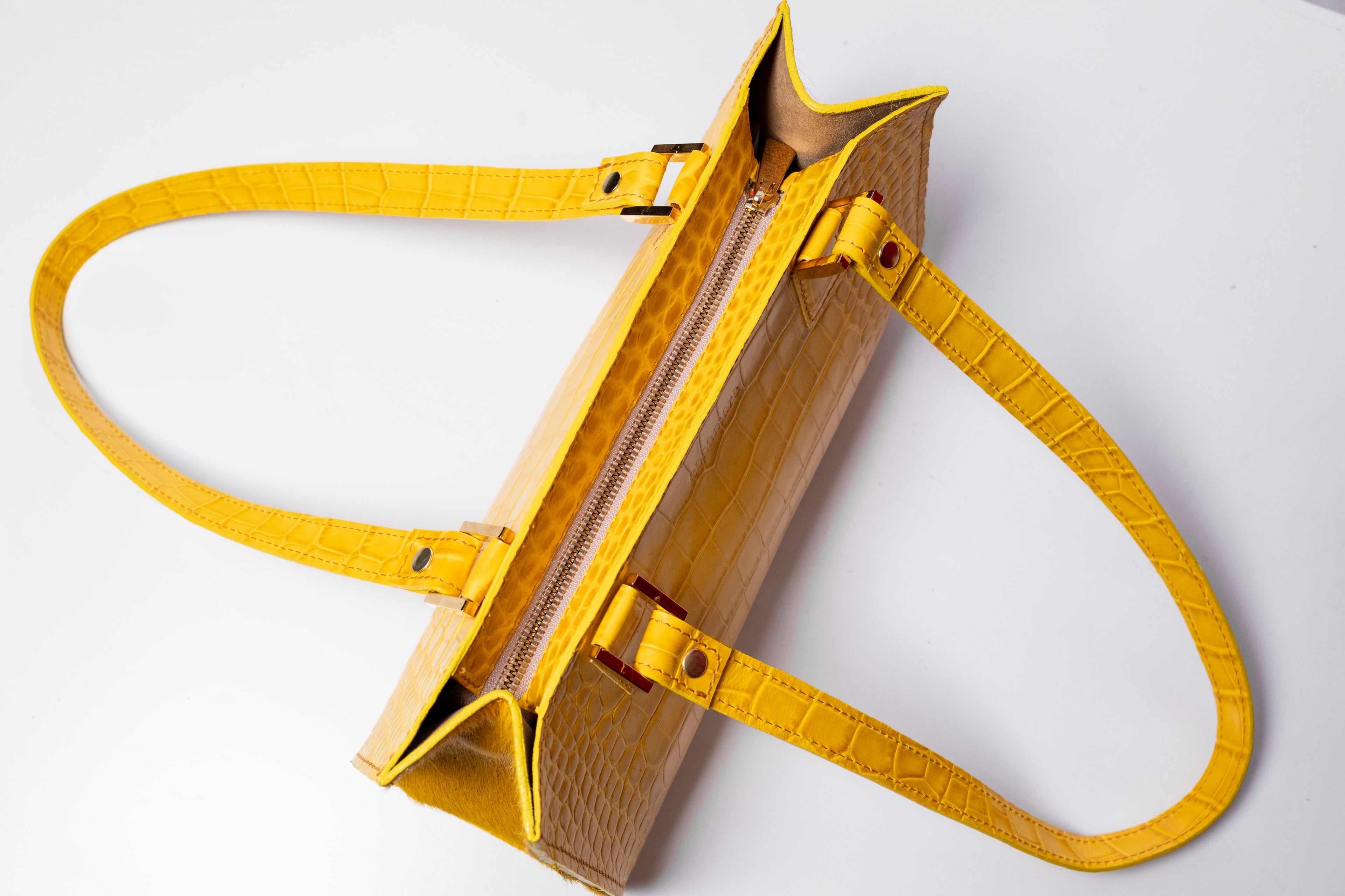 Eva Yellow